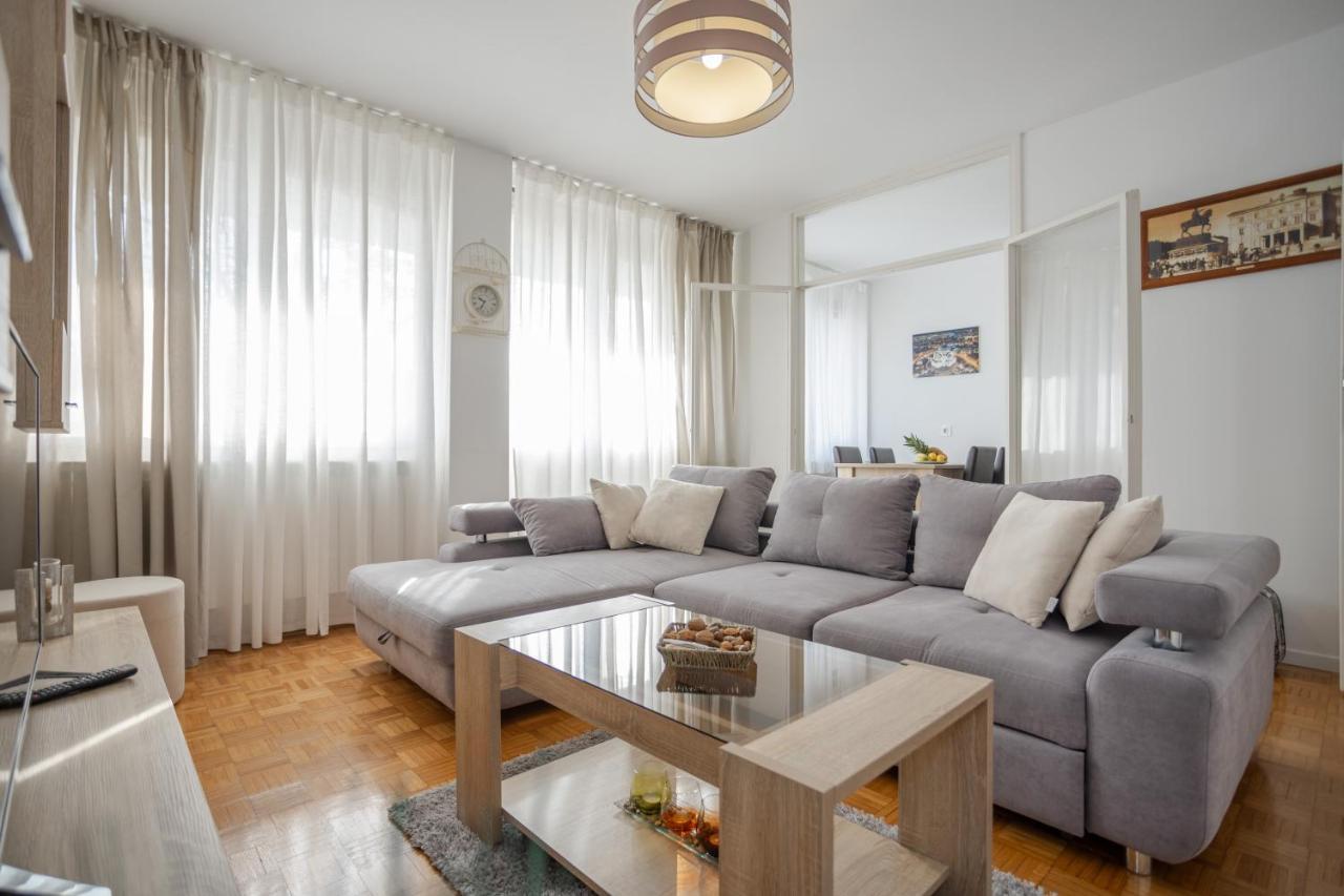 Apartment Sara Белград Экстерьер фото